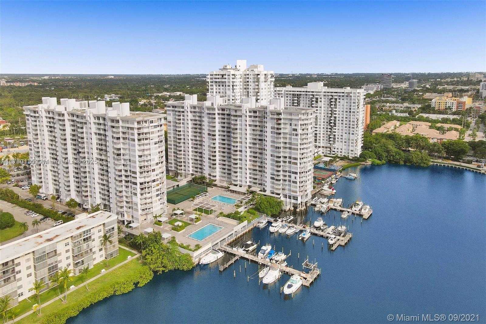Small Image of 18061 BISCAYNE BLVD #802, Aventura Number 3