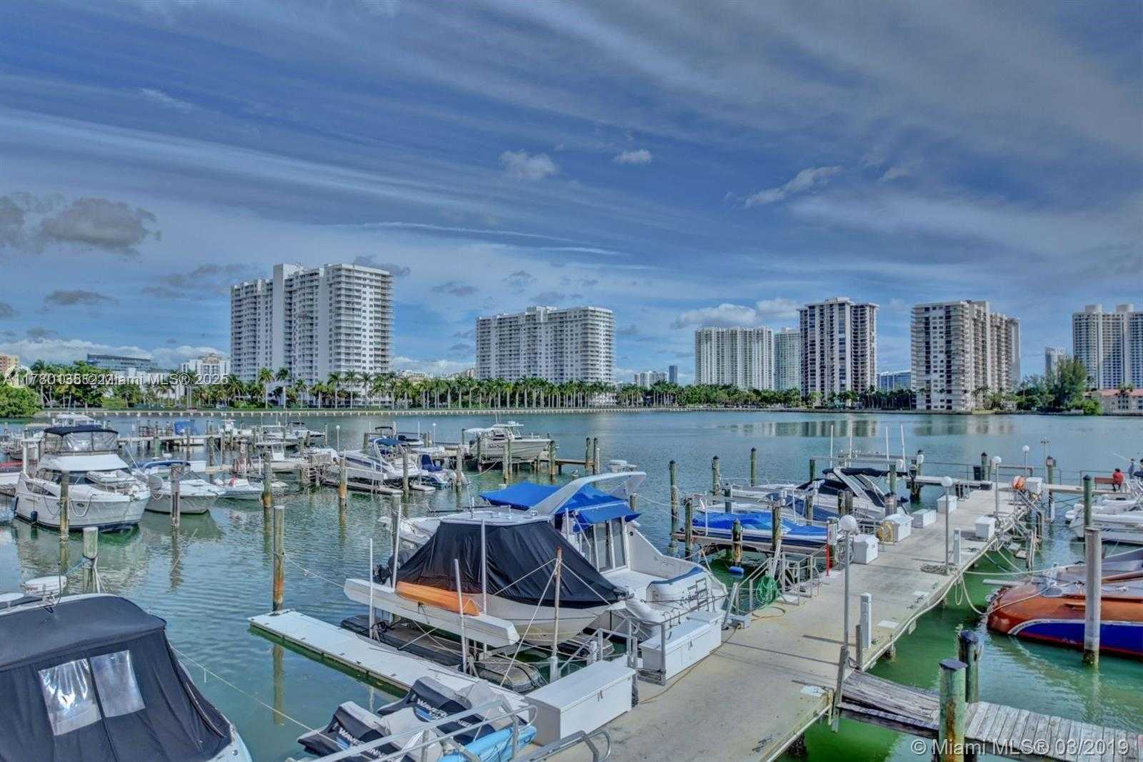 Small Image of 18061 BISCAYNE BLVD #802, Aventura Number 7
