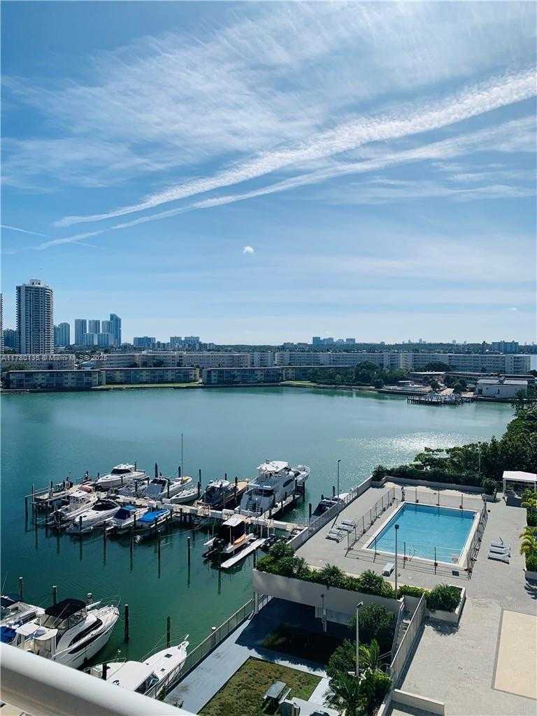 Small Image of 18061 BISCAYNE BLVD #802, Aventura Number 9