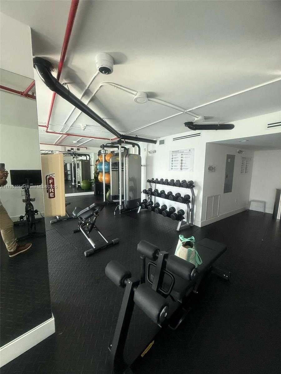 Small Image of 6700 INDIAN CREEK DR #707, Miami Beach Number 7
