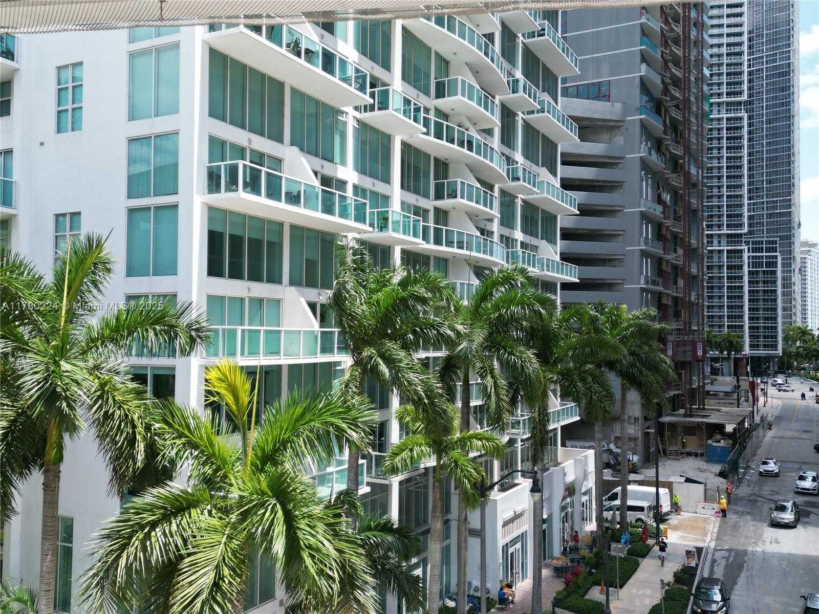 Small Image of 41 SOUTH EAST 5TH ST #406, Miami Number 16