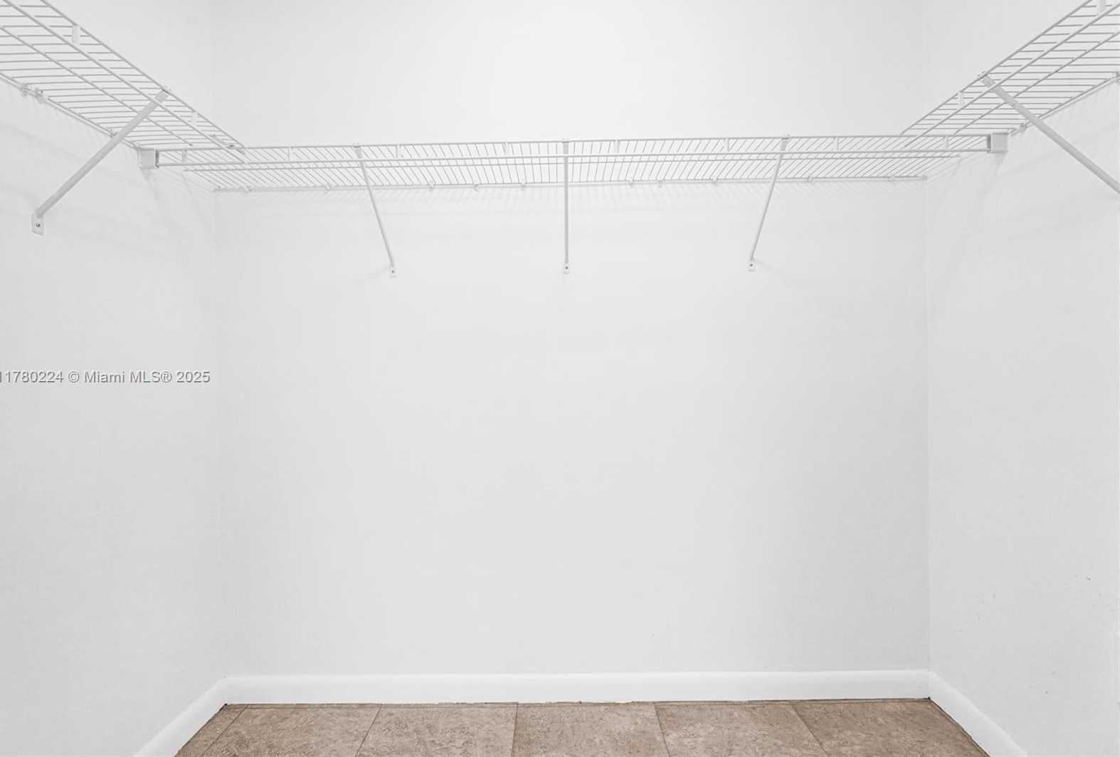 Small Image of 41 SOUTH EAST 5TH ST #406, Miami Number 27