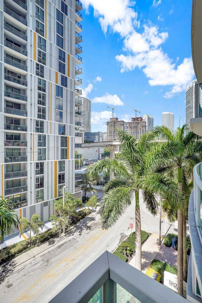 Small Image of 41 SOUTH EAST 5TH ST #406, Miami Number 43