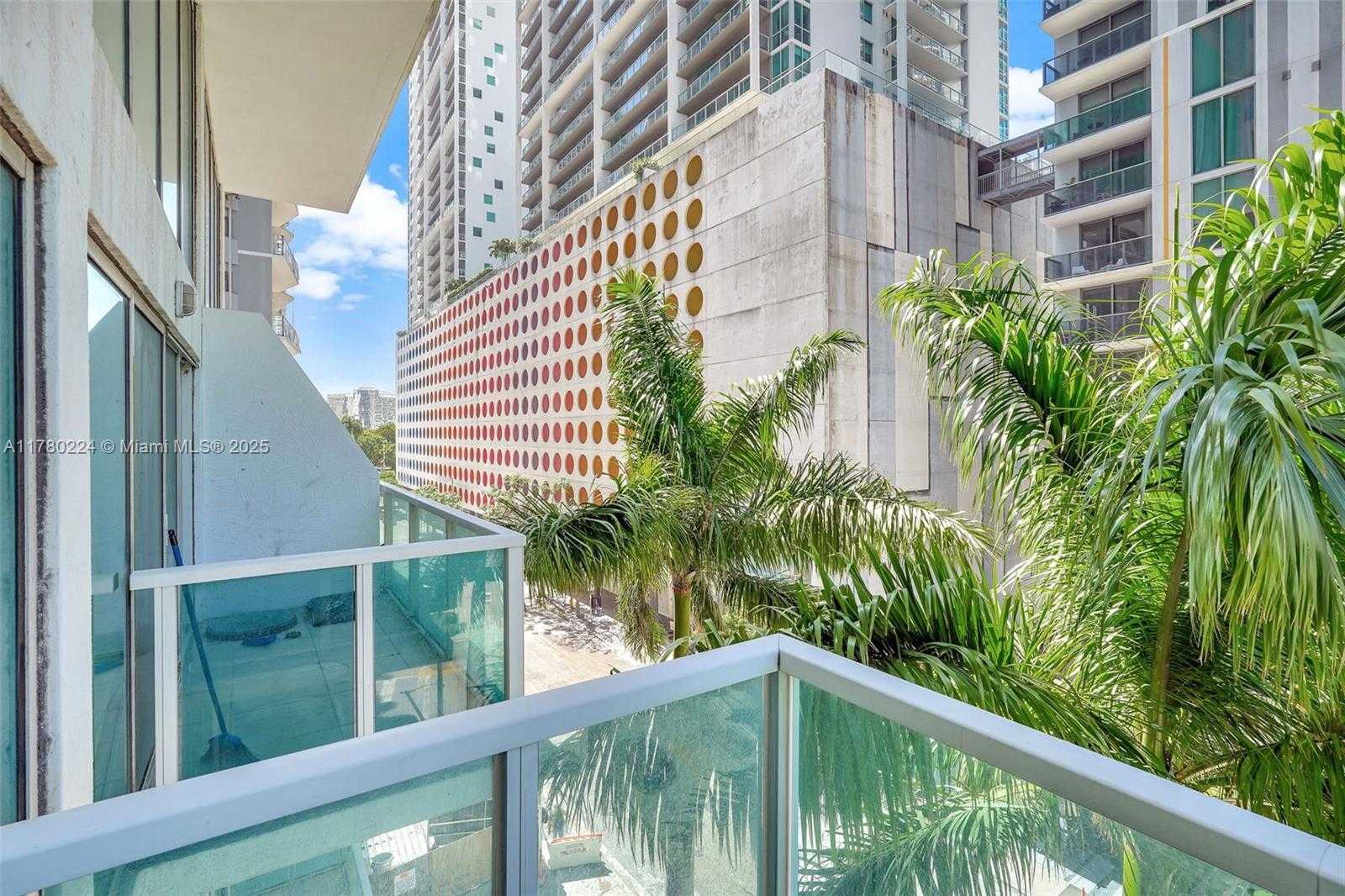 Small Image of 41 SOUTH EAST 5TH ST #406, Miami Number 44