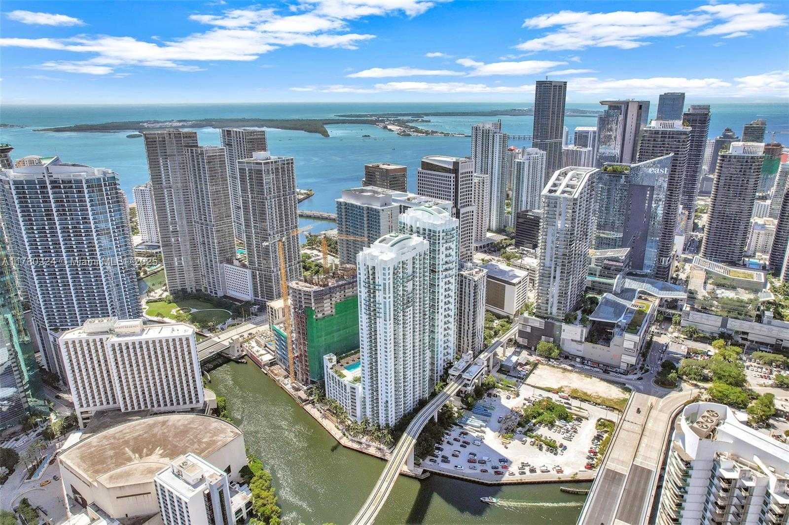Small Image of 41 SOUTH EAST 5TH ST #406, Miami Number 48