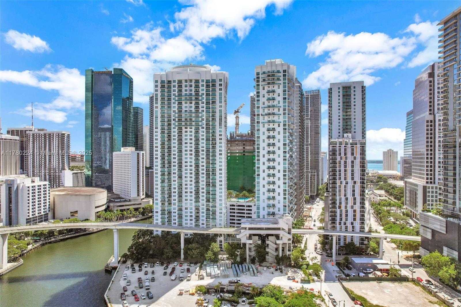 Small Image of 41 SOUTH EAST 5TH ST #406, Miami Number 54