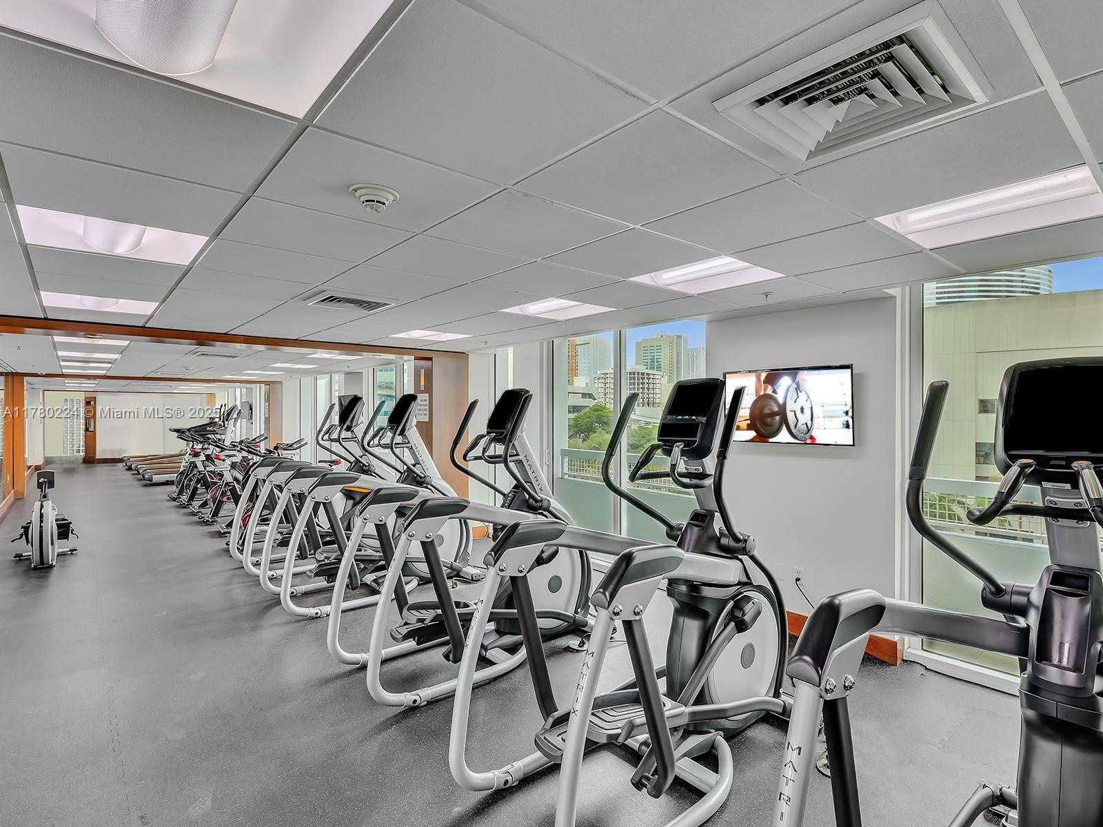 Small Image of 41 SOUTH EAST 5TH ST #406, Miami Number 56