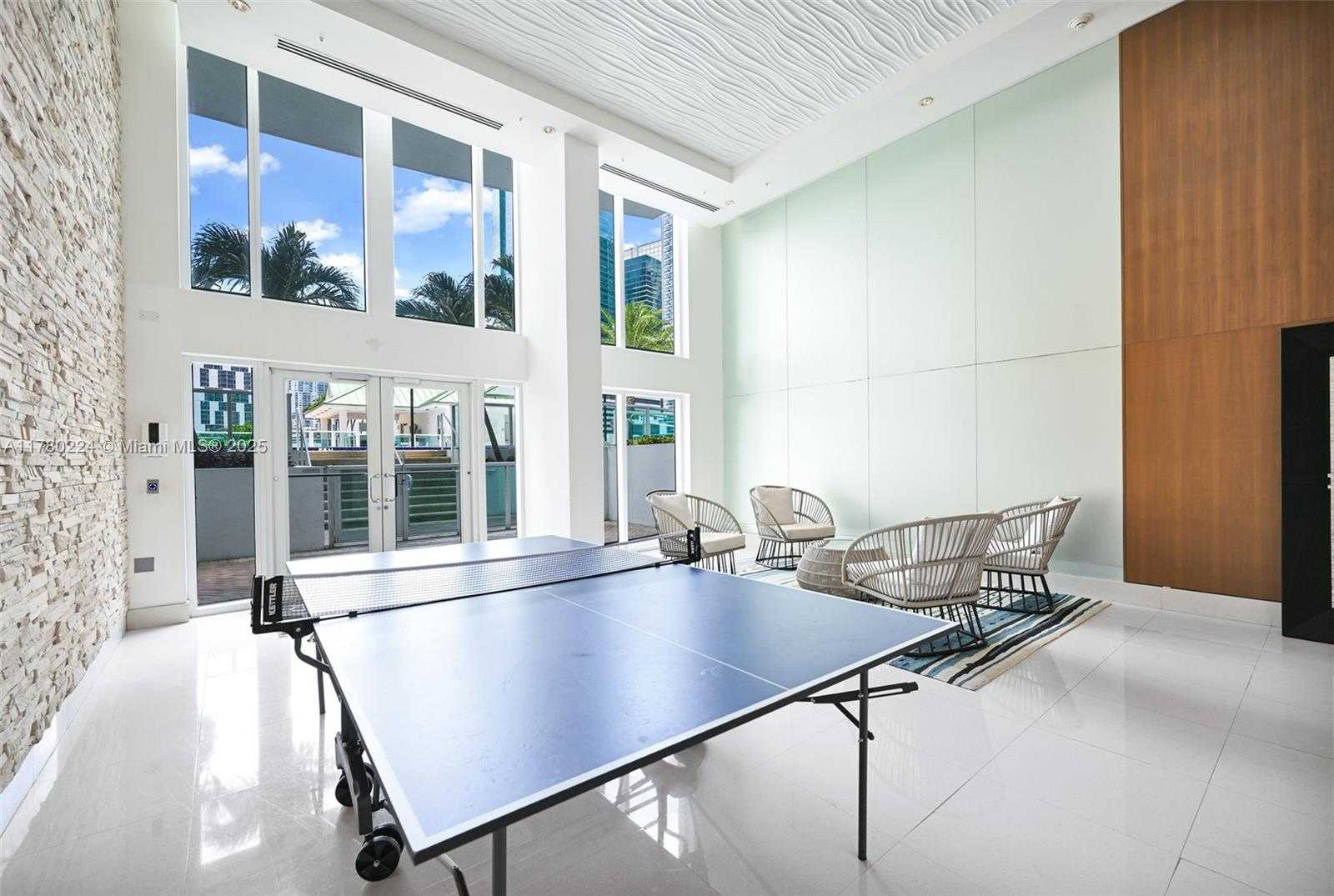 Small Image of 41 SOUTH EAST 5TH ST #406, Miami Number 64