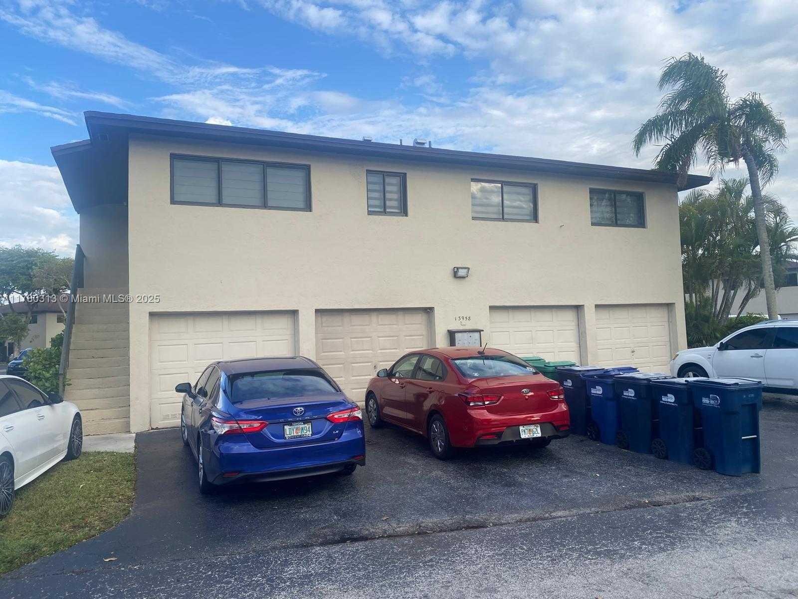 Small Image of 13958 SOUTH WEST 44TH LANE CIR #614D, Miami Number 2