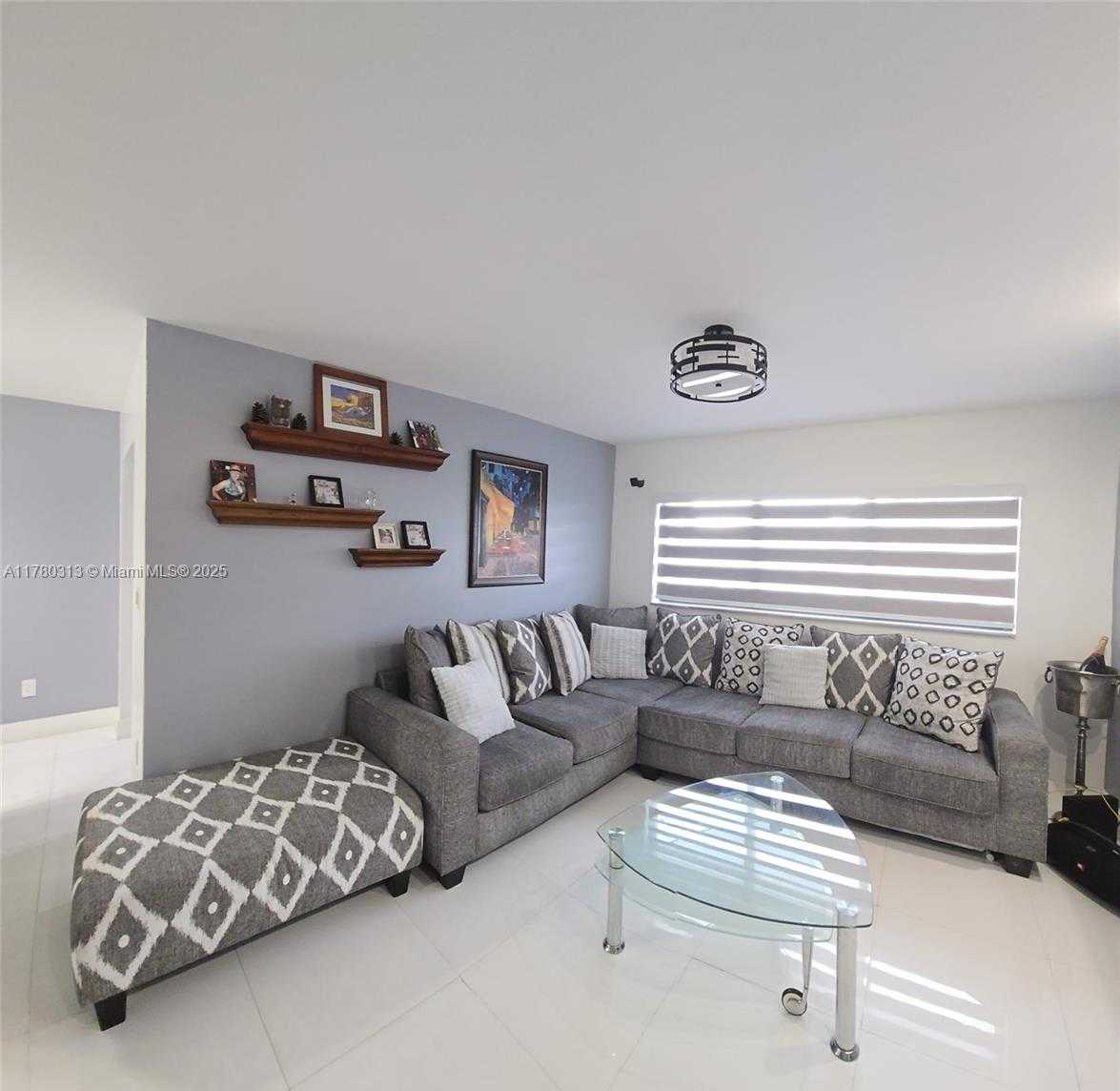 Small Image of 13958 SOUTH WEST 44TH LANE CIR #614D, Miami Number 4