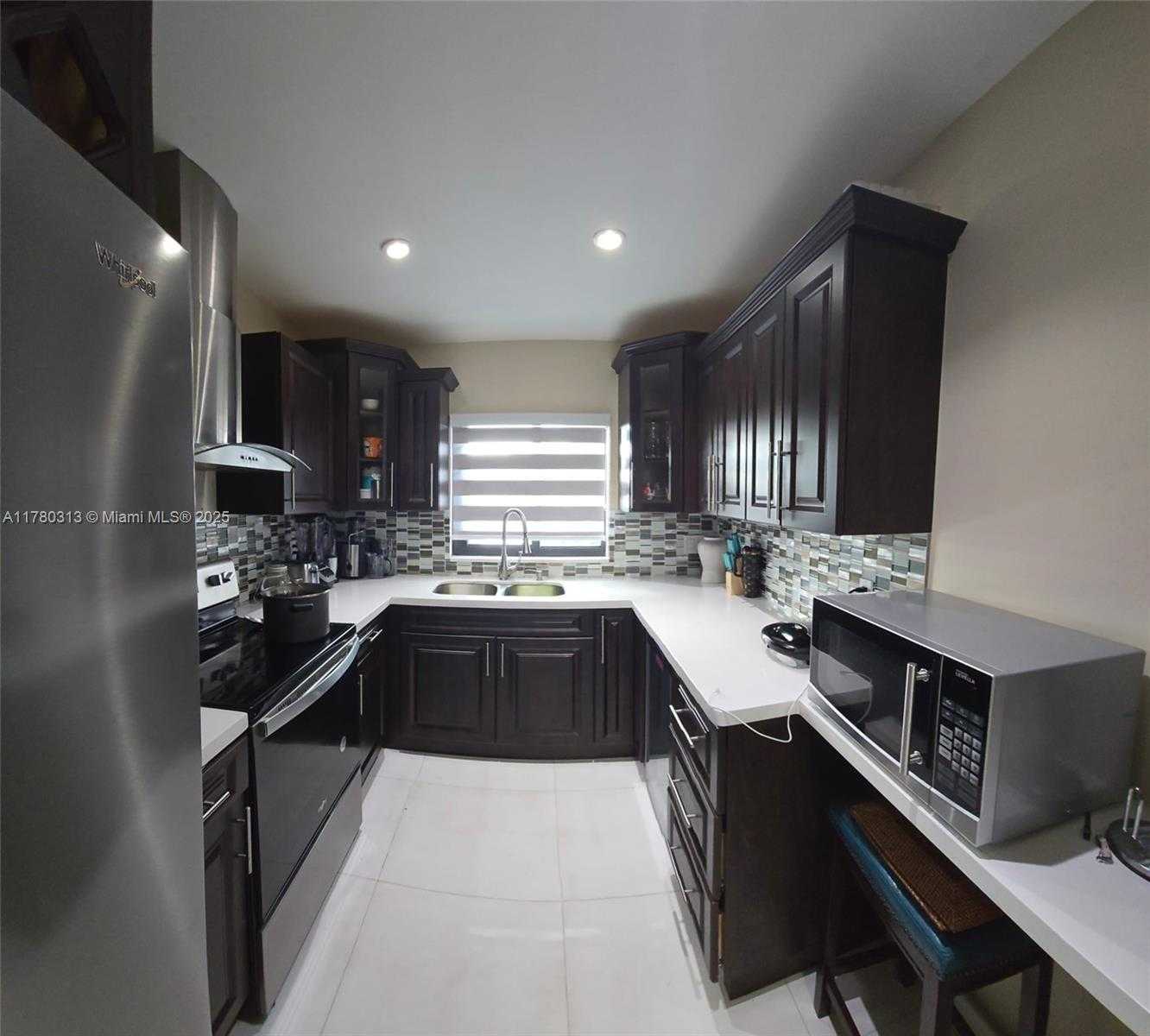 Small Image of 13958 SOUTH WEST 44TH LANE CIR #614D, Miami Number 9