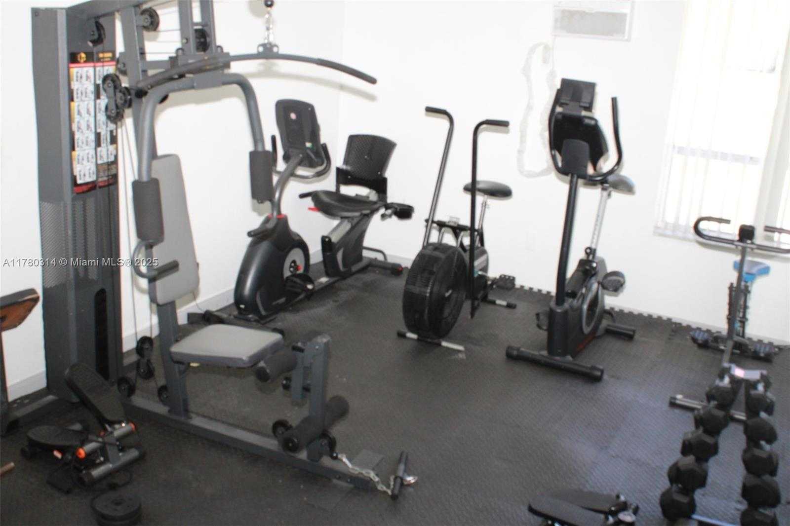 Small Image of 1810 SOUTH WEST 81ST AVE #2412, North Lauderdale Number 19