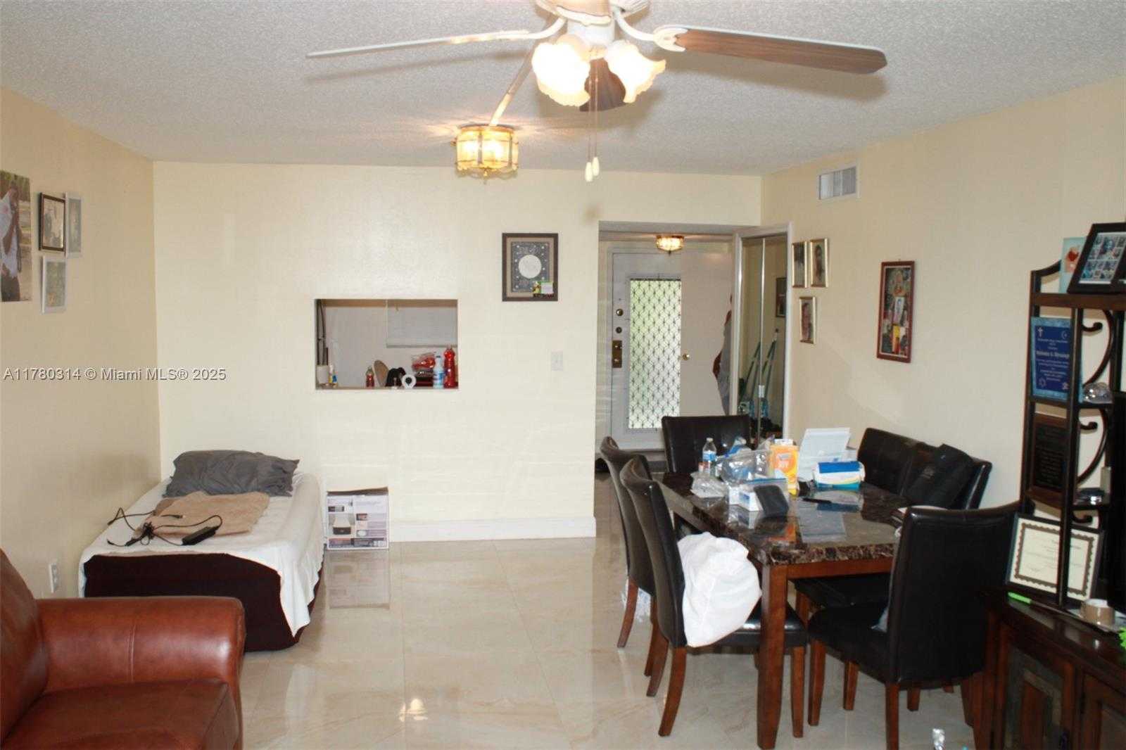 Small Image of 1810 SOUTH WEST 81ST AVE #2412, North Lauderdale Number 5
