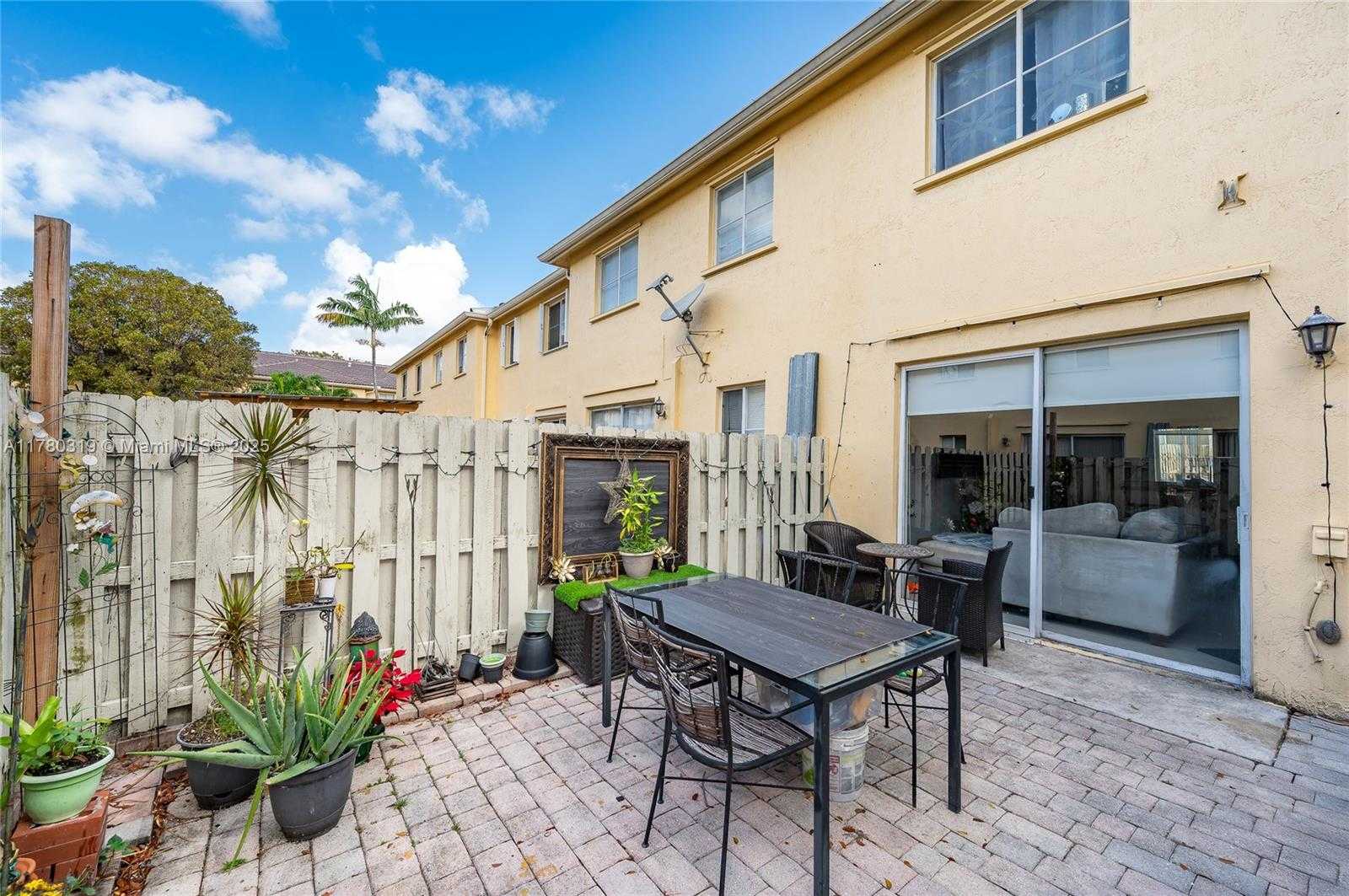 Small Image of 6940 NORTH WEST 177TH ST #103, Hialeah Number 17