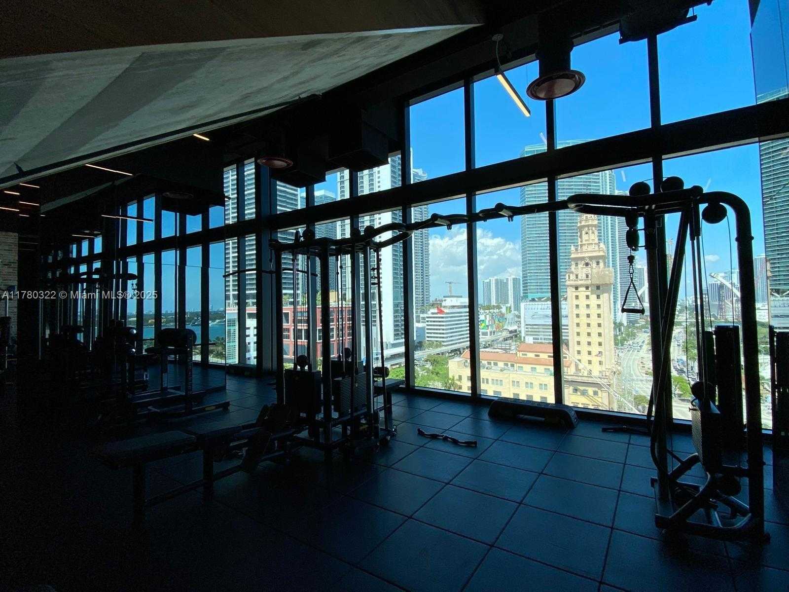 Small Image of 398 NORTH EAST 5TH ST #2910, Miami Number 23