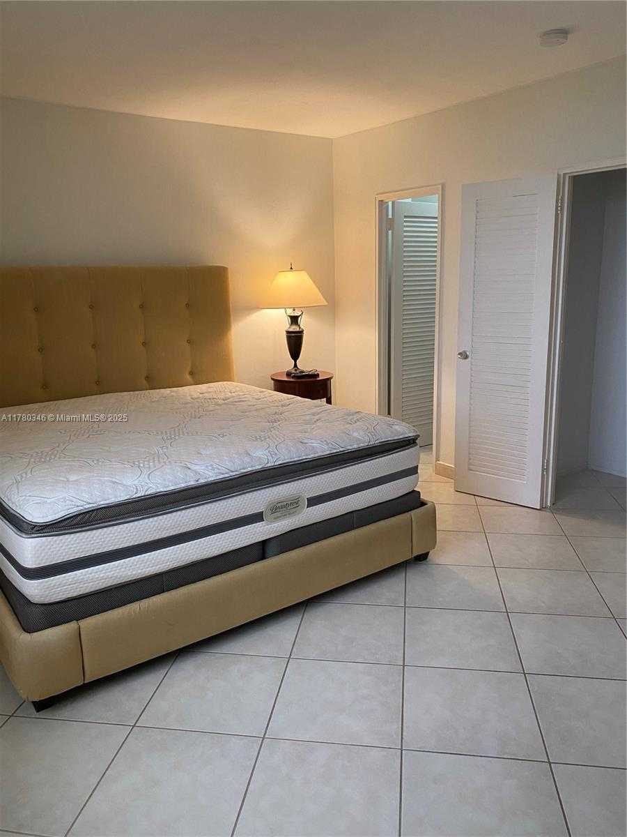 Small Image of 10185 COLLINS AVE #1402, Bal Harbour Number 10
