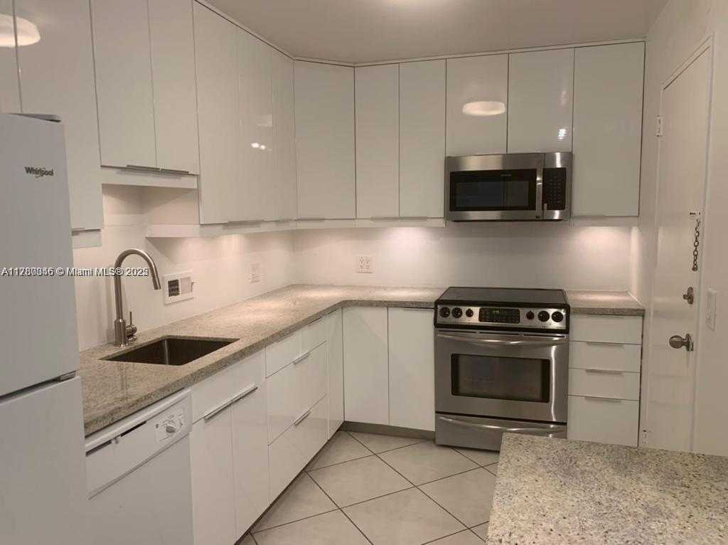 Small Image of 10185 COLLINS AVE #1402, Bal Harbour Number 3