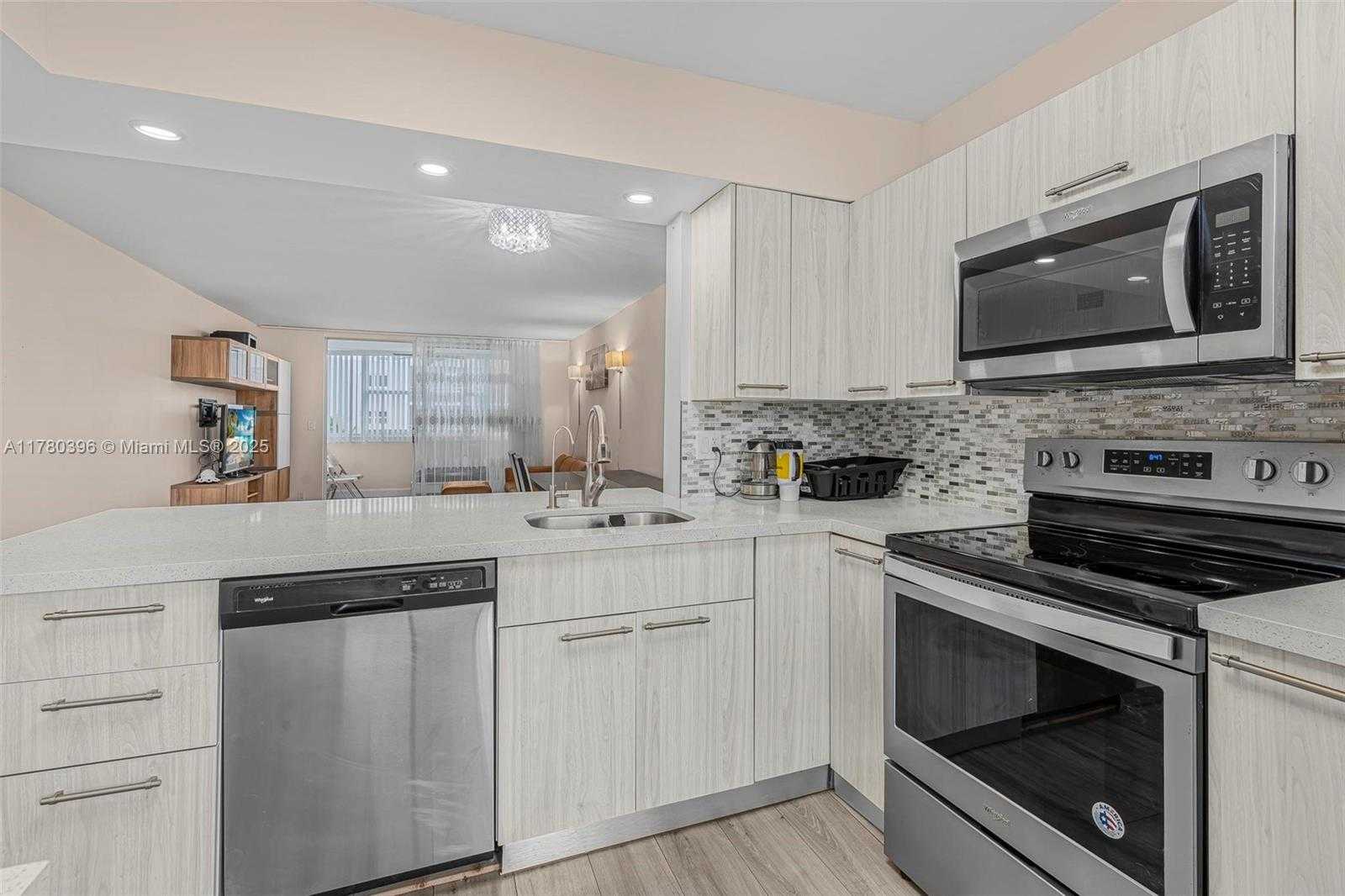 Small Image of 609 NORTH EAST 14TH AVE #603, Hallandale Beach Number 10