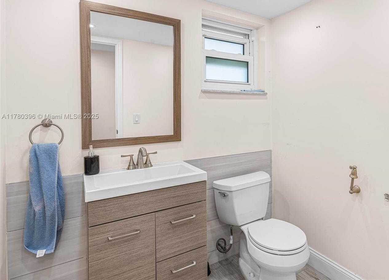 Small Image of 609 NORTH EAST 14TH AVE #603, Hallandale Beach Number 17