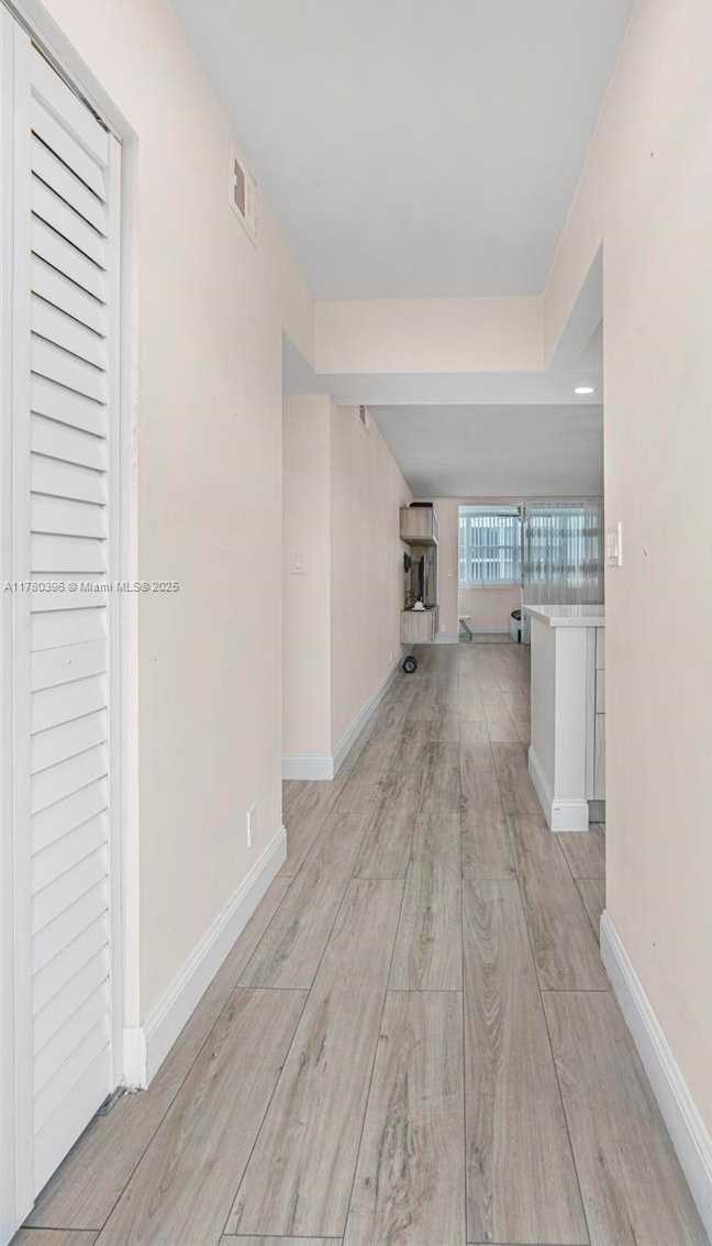 Small Image of 609 NORTH EAST 14TH AVE #603, Hallandale Beach Number 4
