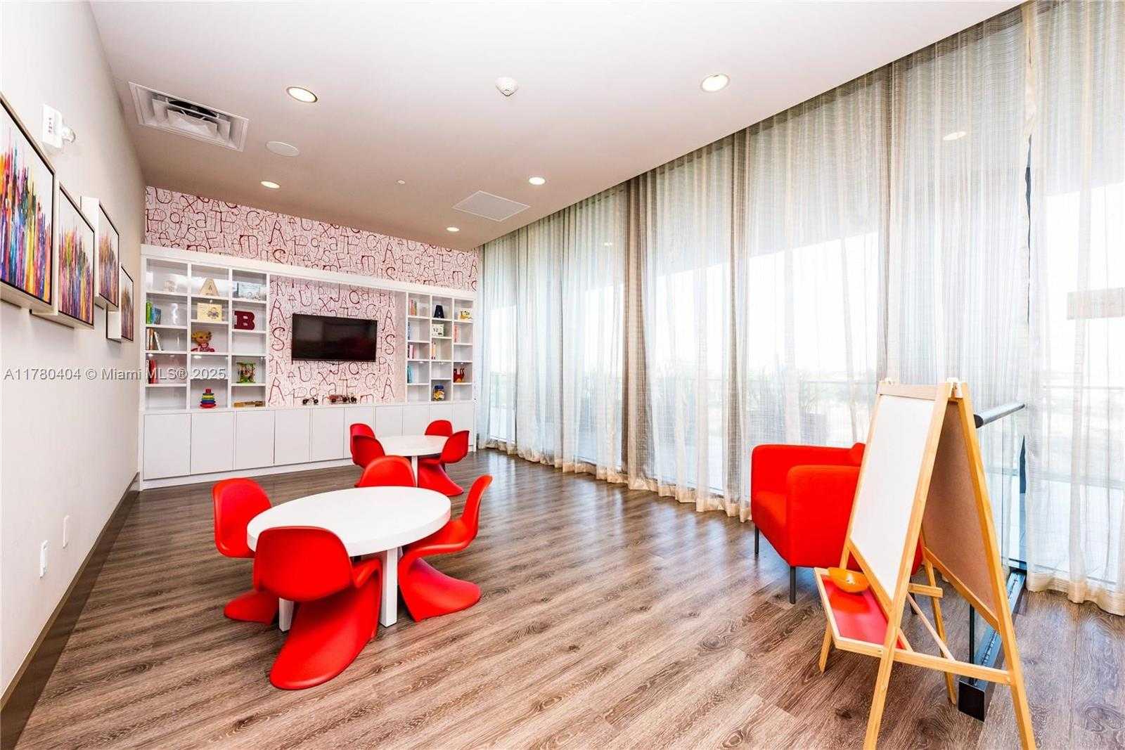 Small Image of 5252 NORTH WEST 85TH AVE #PH2002, Doral Number 24