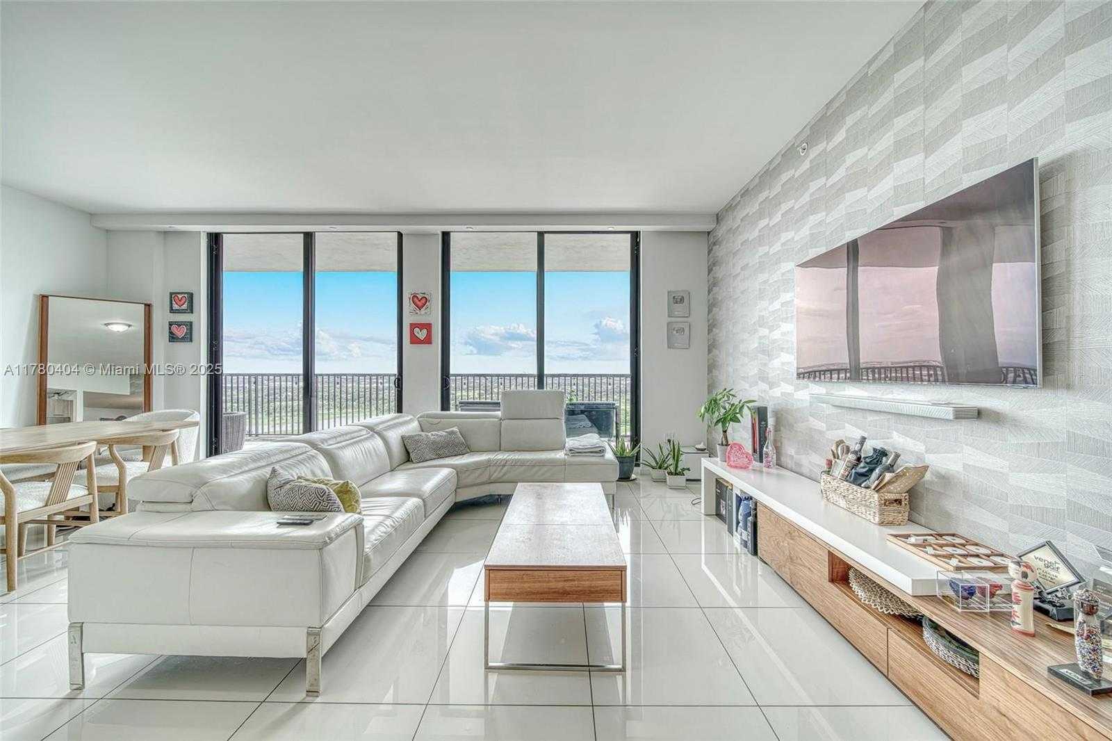 Small Image of 5252 NORTH WEST 85TH AVE #PH2002, Doral Number 6