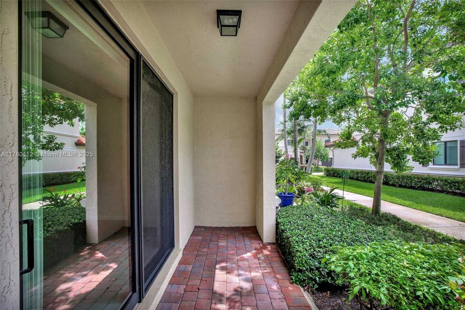 Small Image of 4208 NORTH DIXIE HWY #23, Oakland Park Number 23