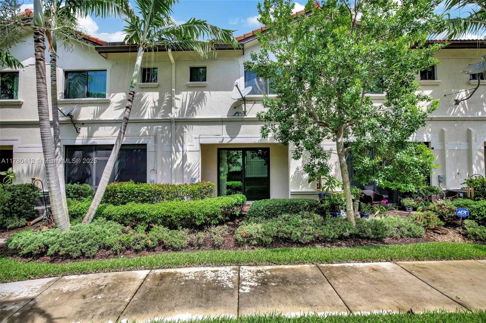 Small Image of 4208 NORTH DIXIE HWY #23, Oakland Park Number 46
