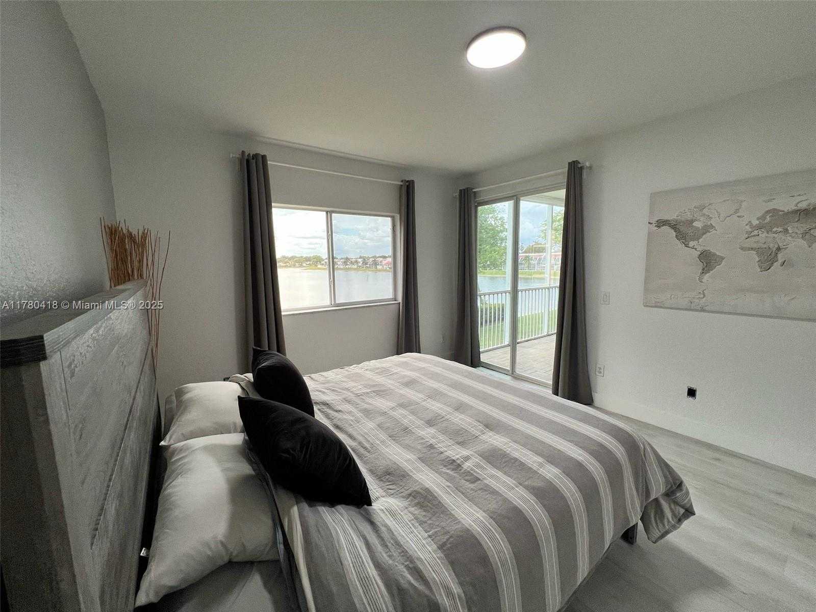 Small Image of 10770 NORTH WEST 66TH ST #203, Doral Number 14