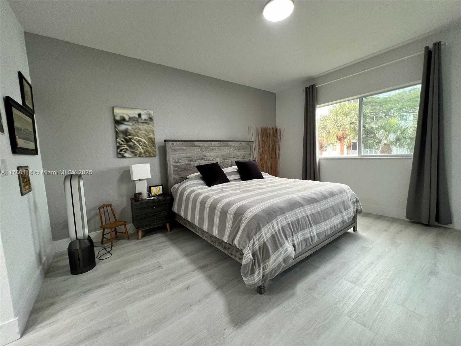 Small Image of 10770 NORTH WEST 66TH ST #203, Doral Number 15