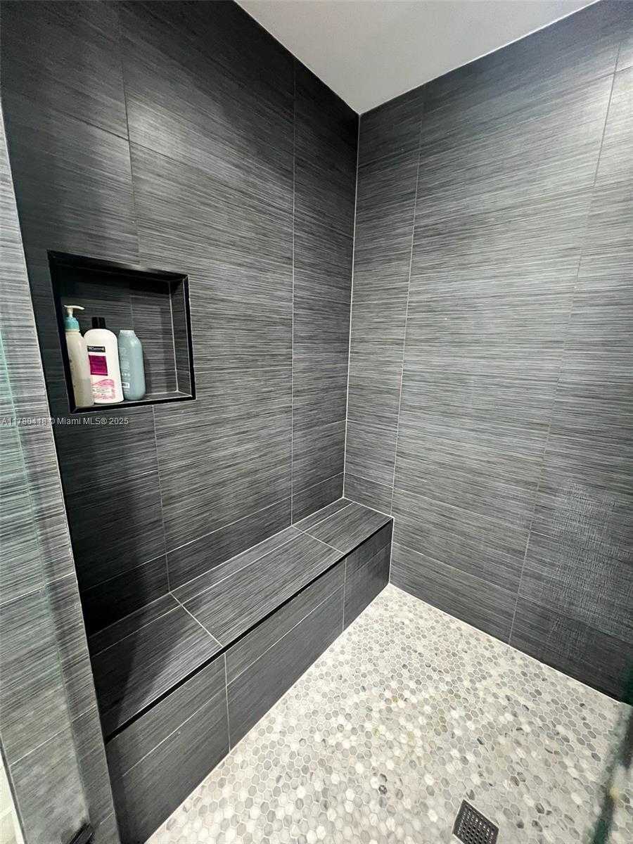 Small Image of 10770 NORTH WEST 66TH ST #203, Doral Number 21