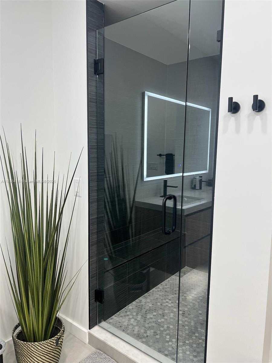 Small Image of 10770 NORTH WEST 66TH ST #203, Doral Number 22