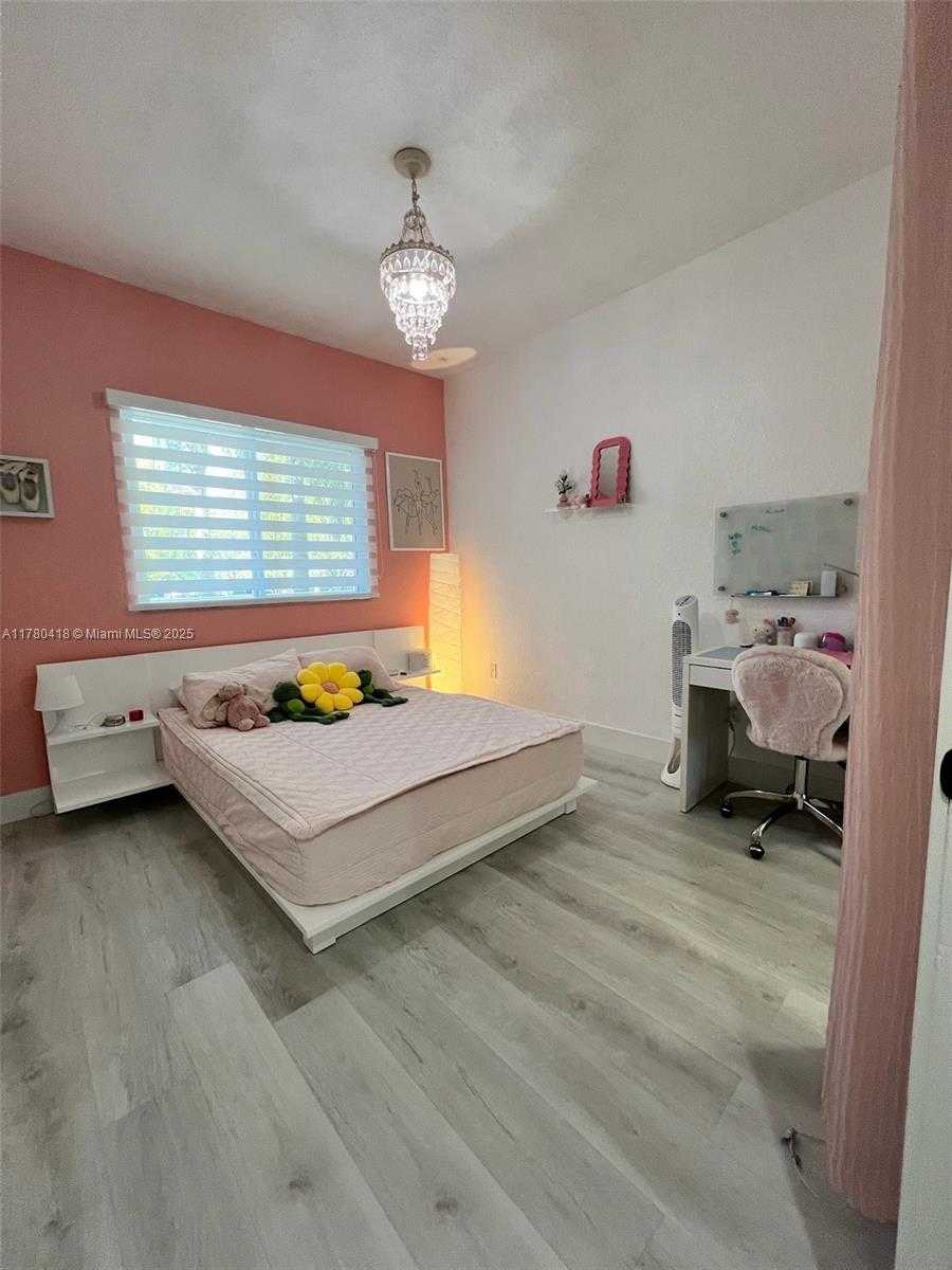 Small Image of 10770 NORTH WEST 66TH ST #203, Doral Number 25