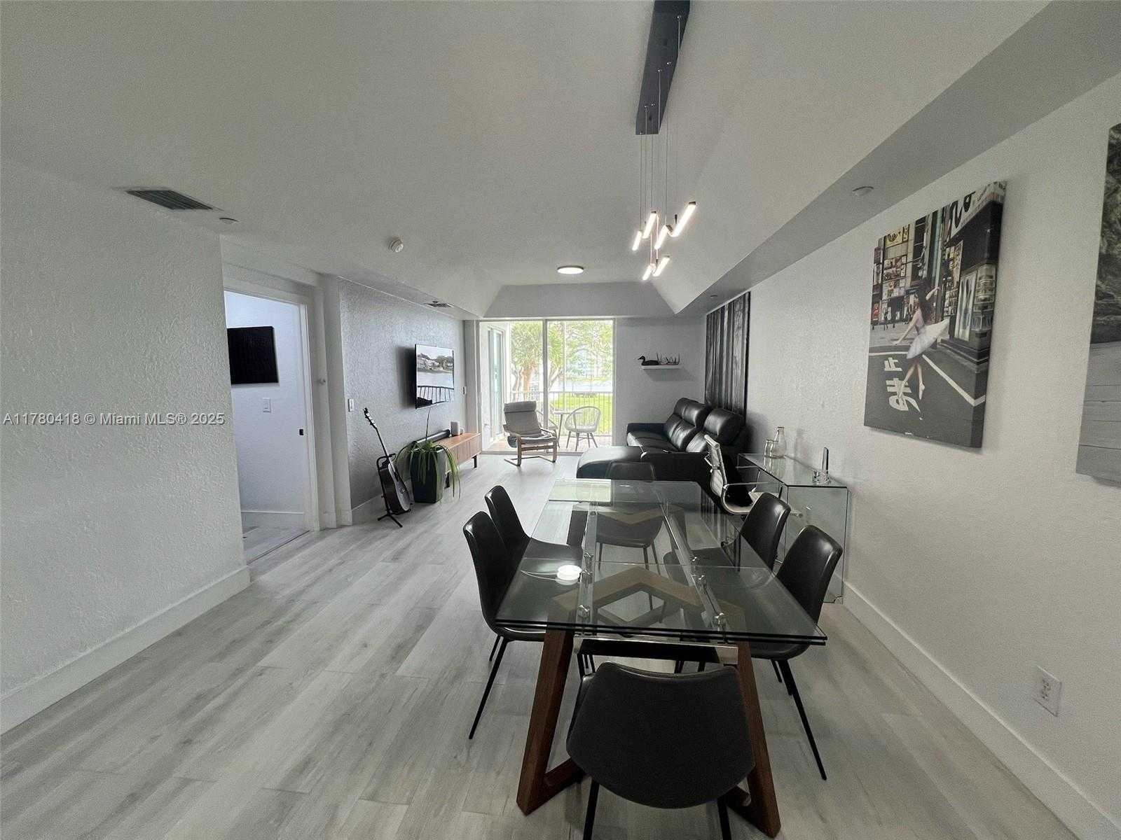 Small Image of 10770 NORTH WEST 66TH ST #203, Doral Number 9