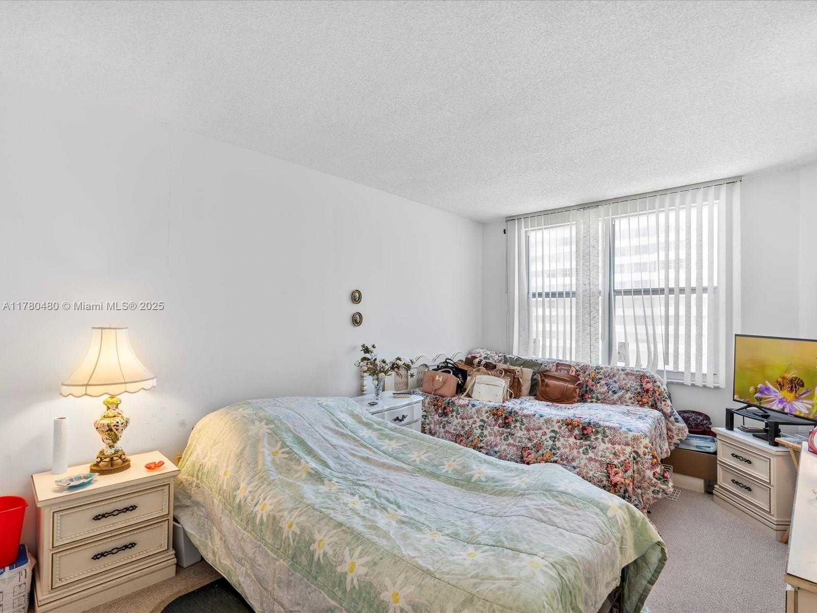 Small Image of 1985 SOUTH OCEAN DR #7B, Hallandale Beach Number 15