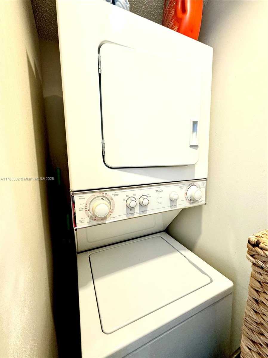 Small Image of 550 SOUTH PARK RD #36-8, Hollywood Number 19