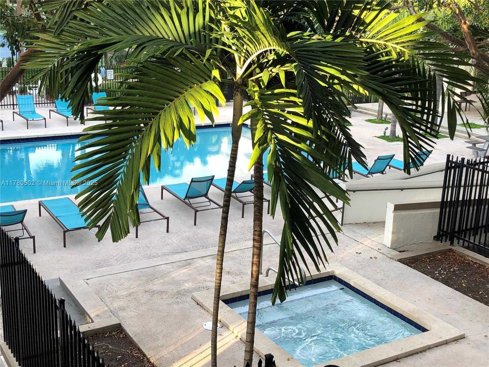 Small Image of 550 SOUTH PARK RD #36-8, Hollywood Number 24