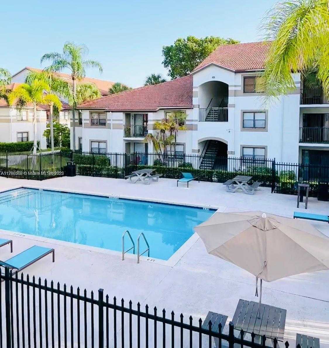 Small Image of 550 SOUTH PARK RD #36-8, Hollywood Number 28