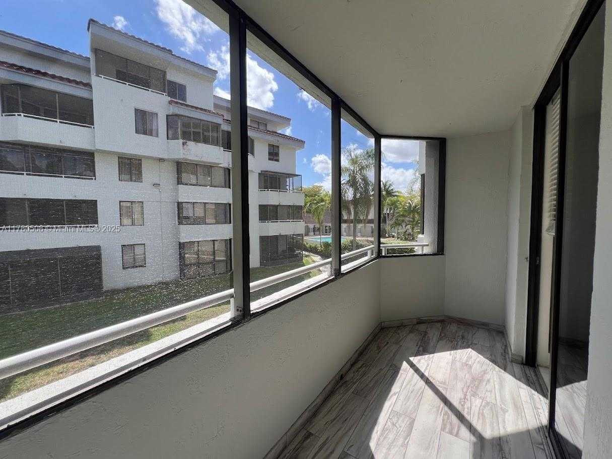 Small Image of 8205 SOUTH WEST 152ND AVE #F-206, Miami Number 21