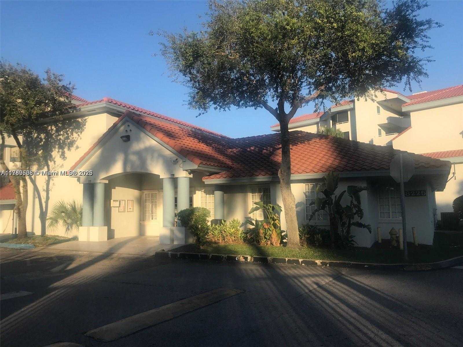 Small Image of 8205 SOUTH WEST 152ND AVE #F-206, Miami Number 34