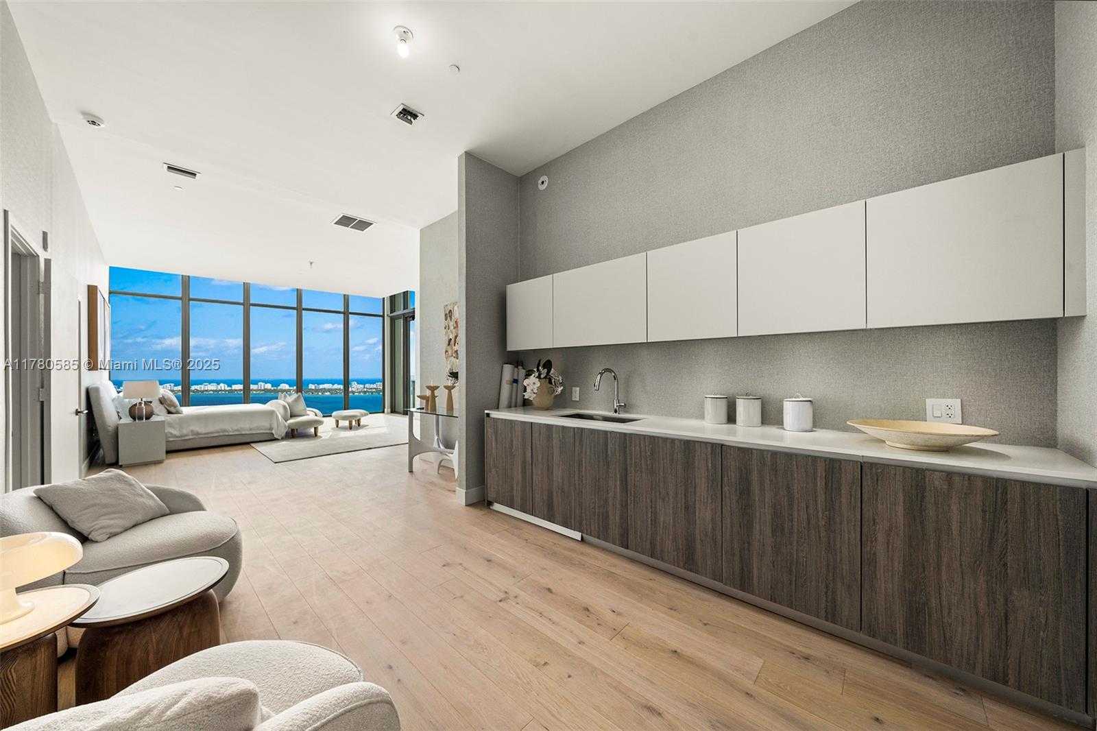 Small Image of 2900 NORTH EAST 7TH AVE #5102, Miami Number 17