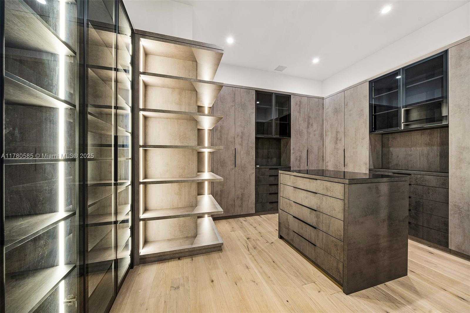 Small Image of 2900 NORTH EAST 7TH AVE #5102, Miami Number 20