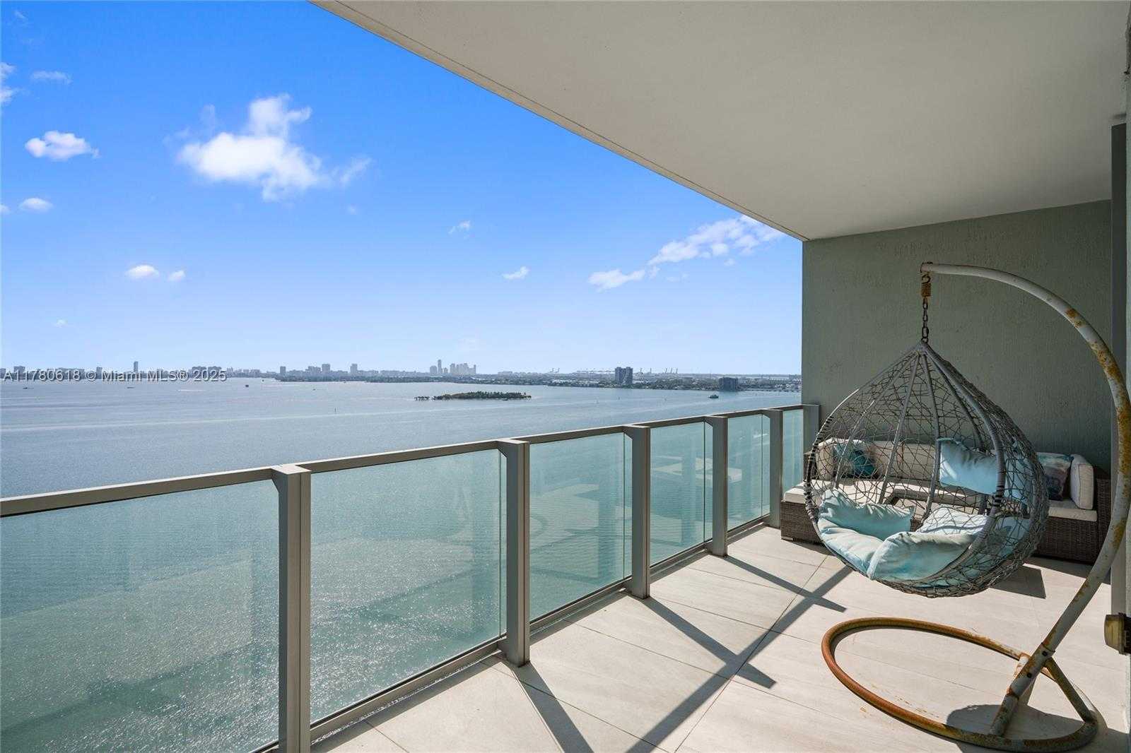 Small Image of 2900 NE 7th Ave, Miami, FL 33137, USA Number 39