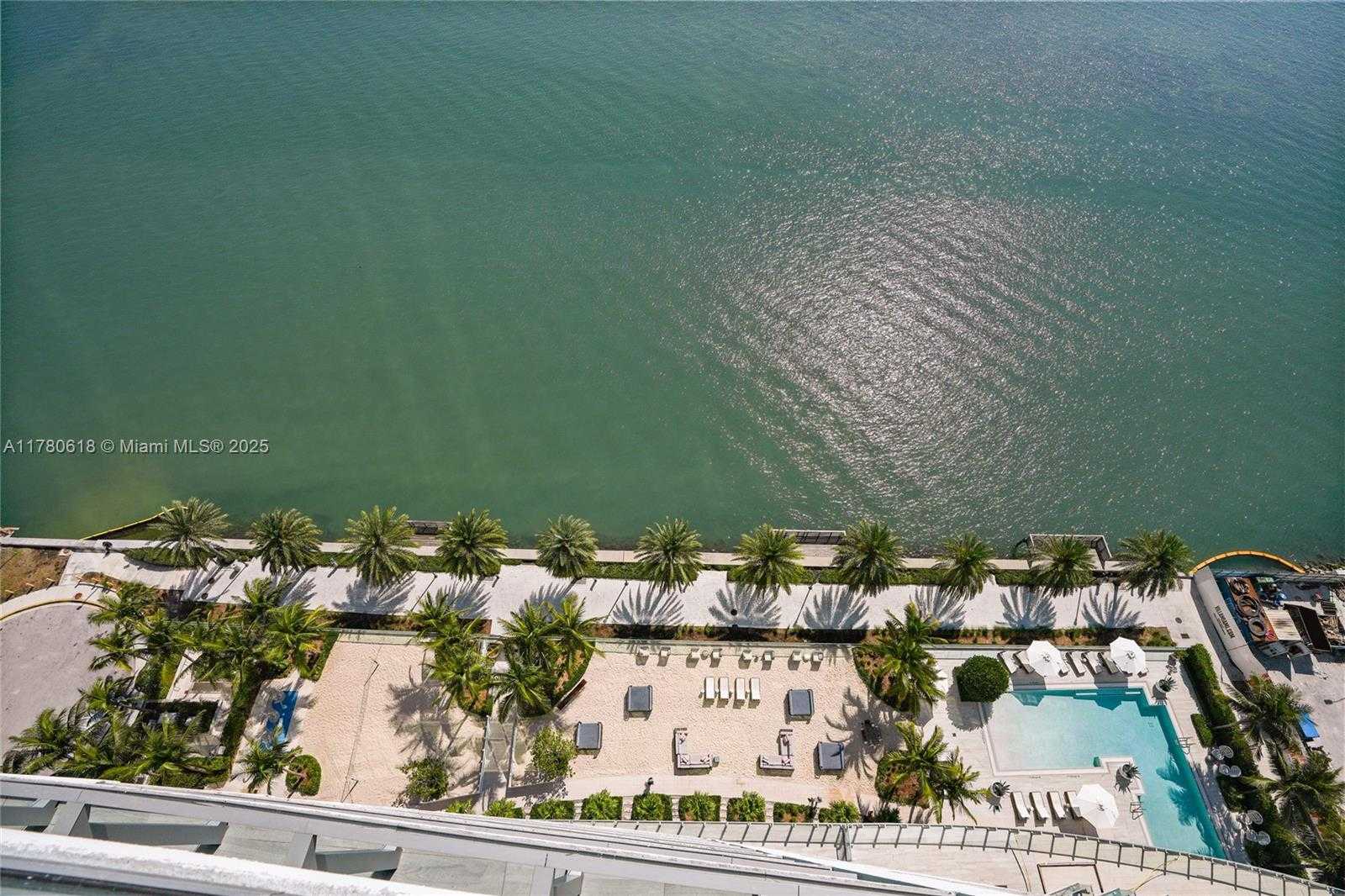 Small Image of 2900 NE 7th Ave, Miami, FL 33137, USA Number 46