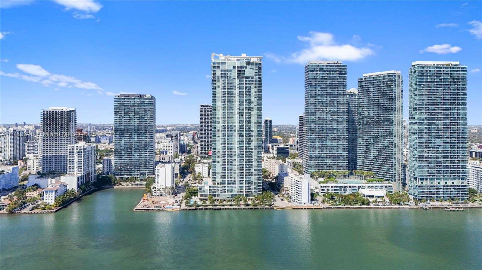 Small Image of 2900 NE 7th Ave, Miami, FL 33137, USA Number 51