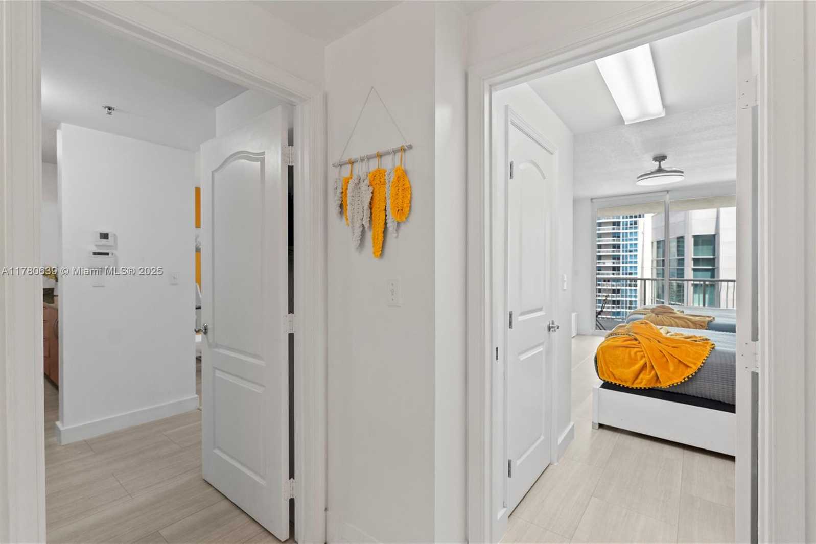 Small Image of 1200 BRICKELL BAY DR #PH 4218, Miami Number 31