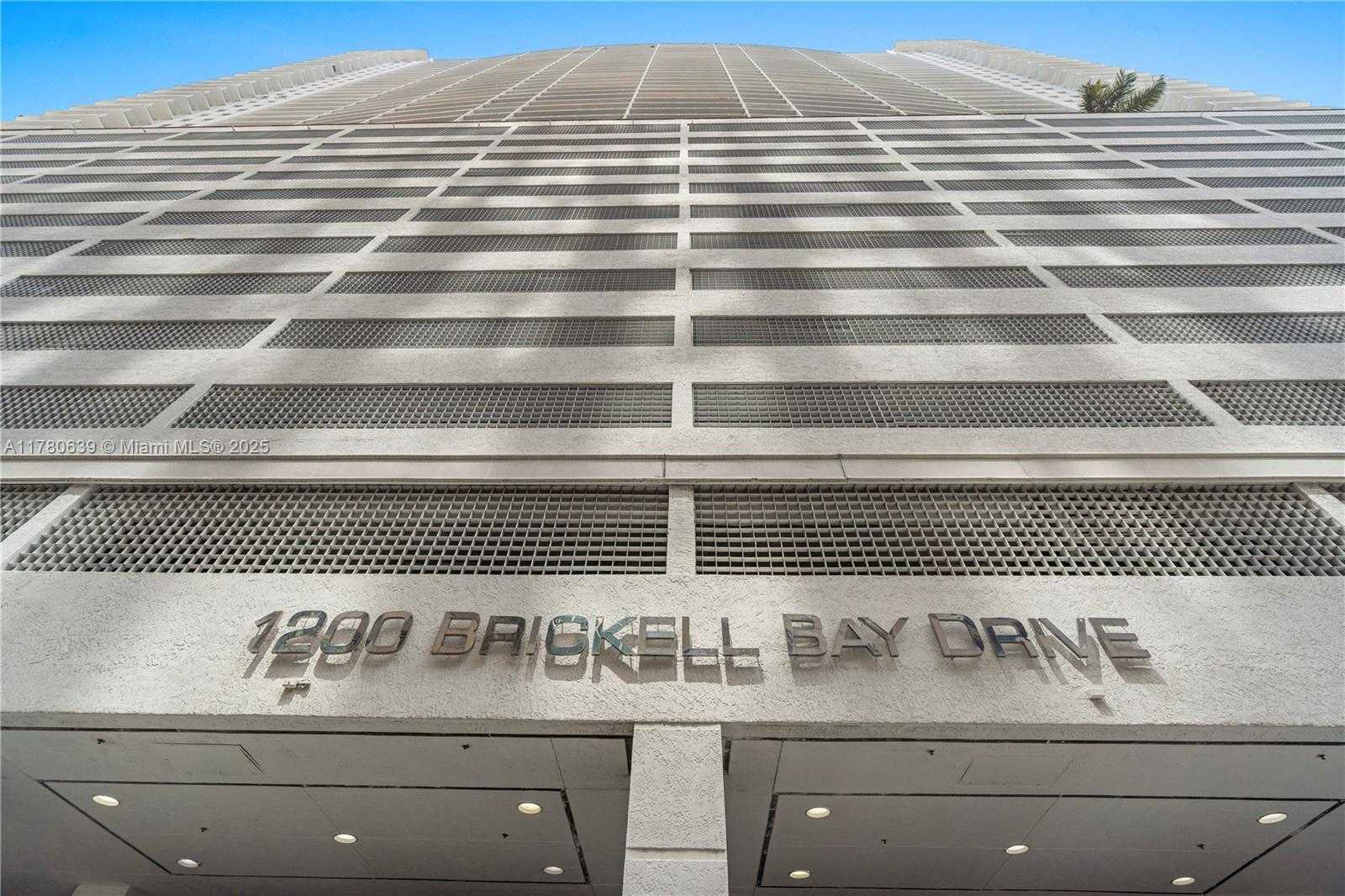 Small Image of 1200 BRICKELL BAY DR #PH 4218, Miami Number 43