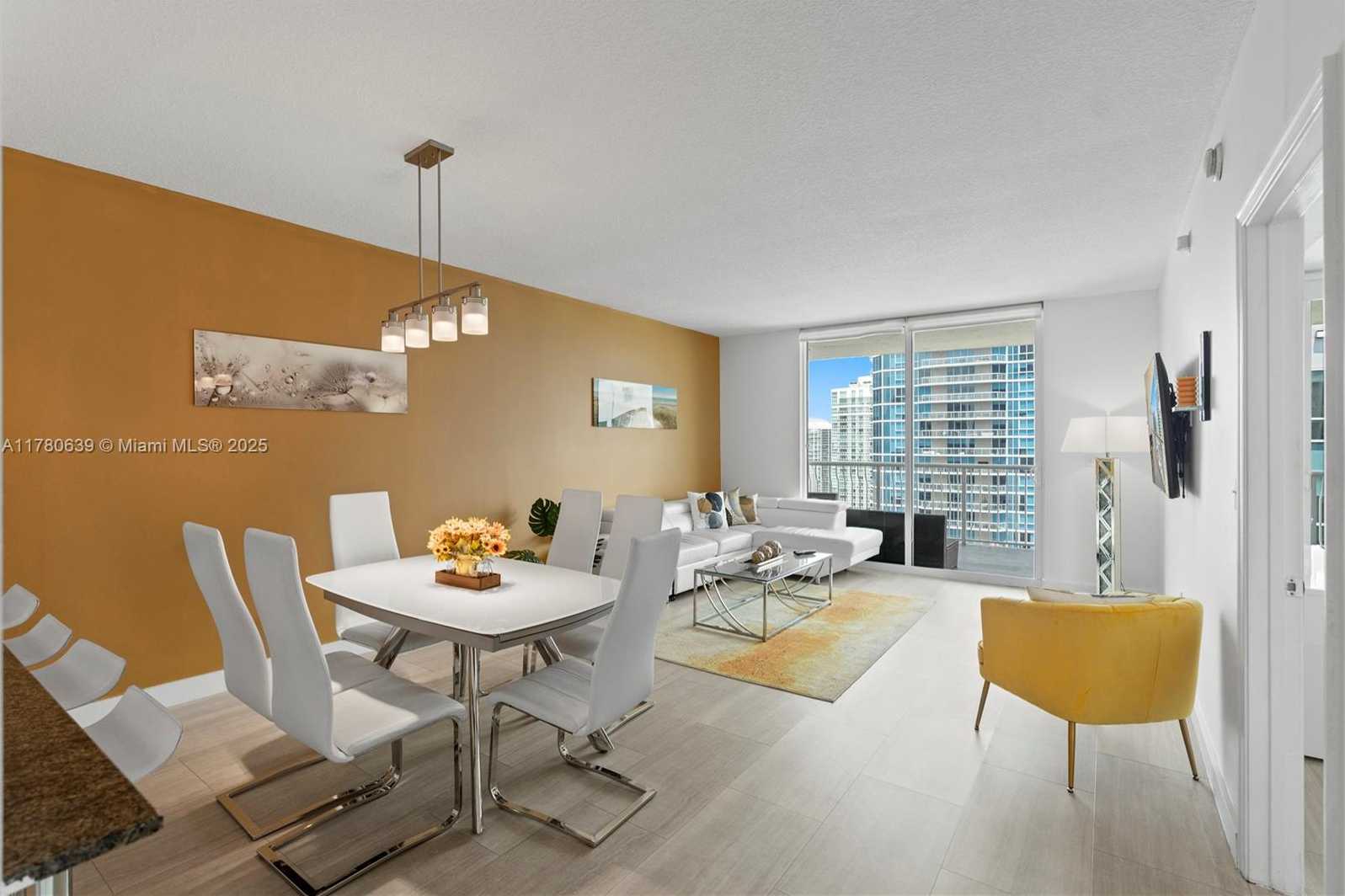 Small Image of 1200 BRICKELL BAY DR #PH 4218, Miami Number 8