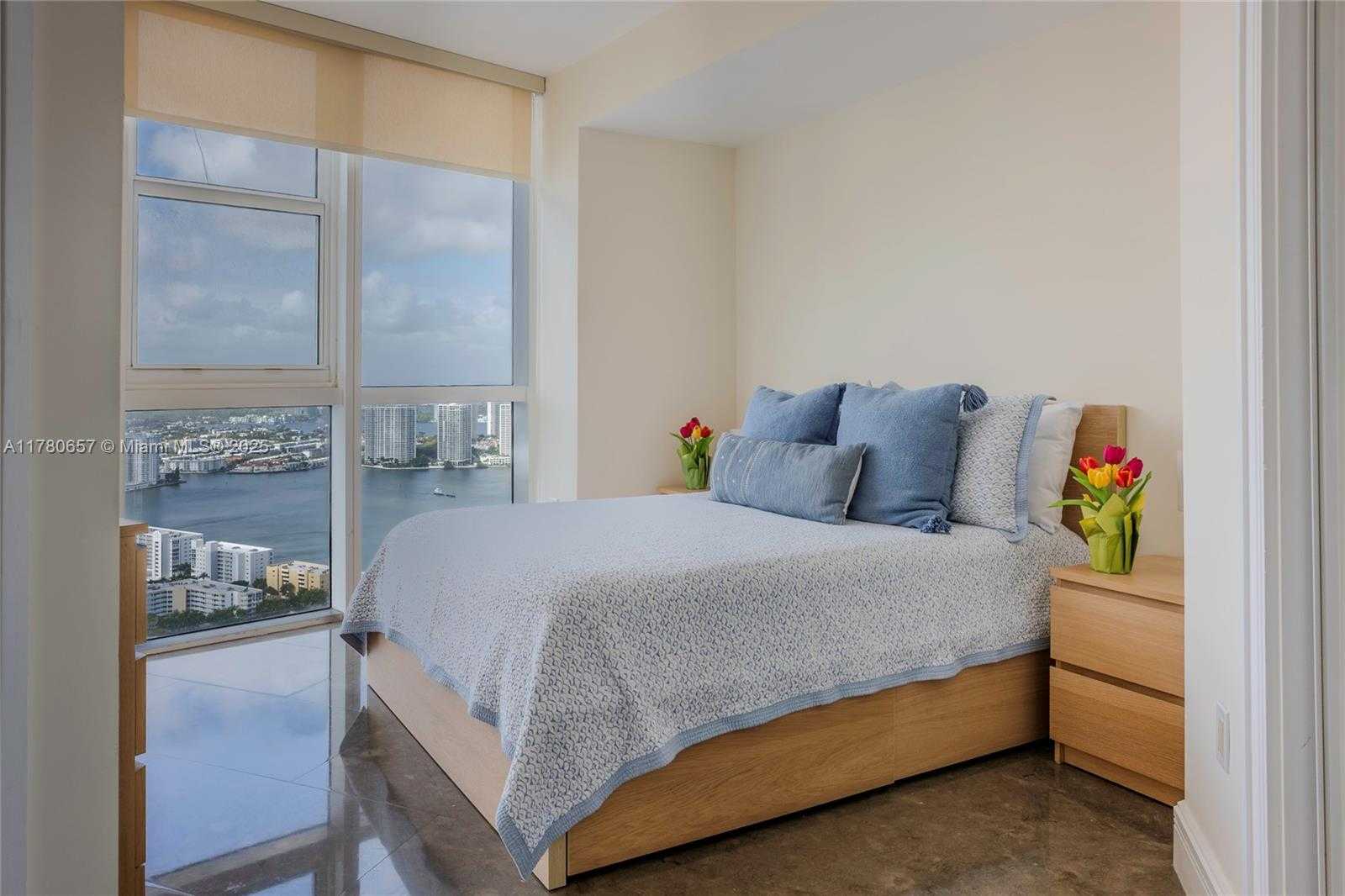 Small Image of 18201 COLLINS AVE #5301, Sunny Isles Beach Number 21