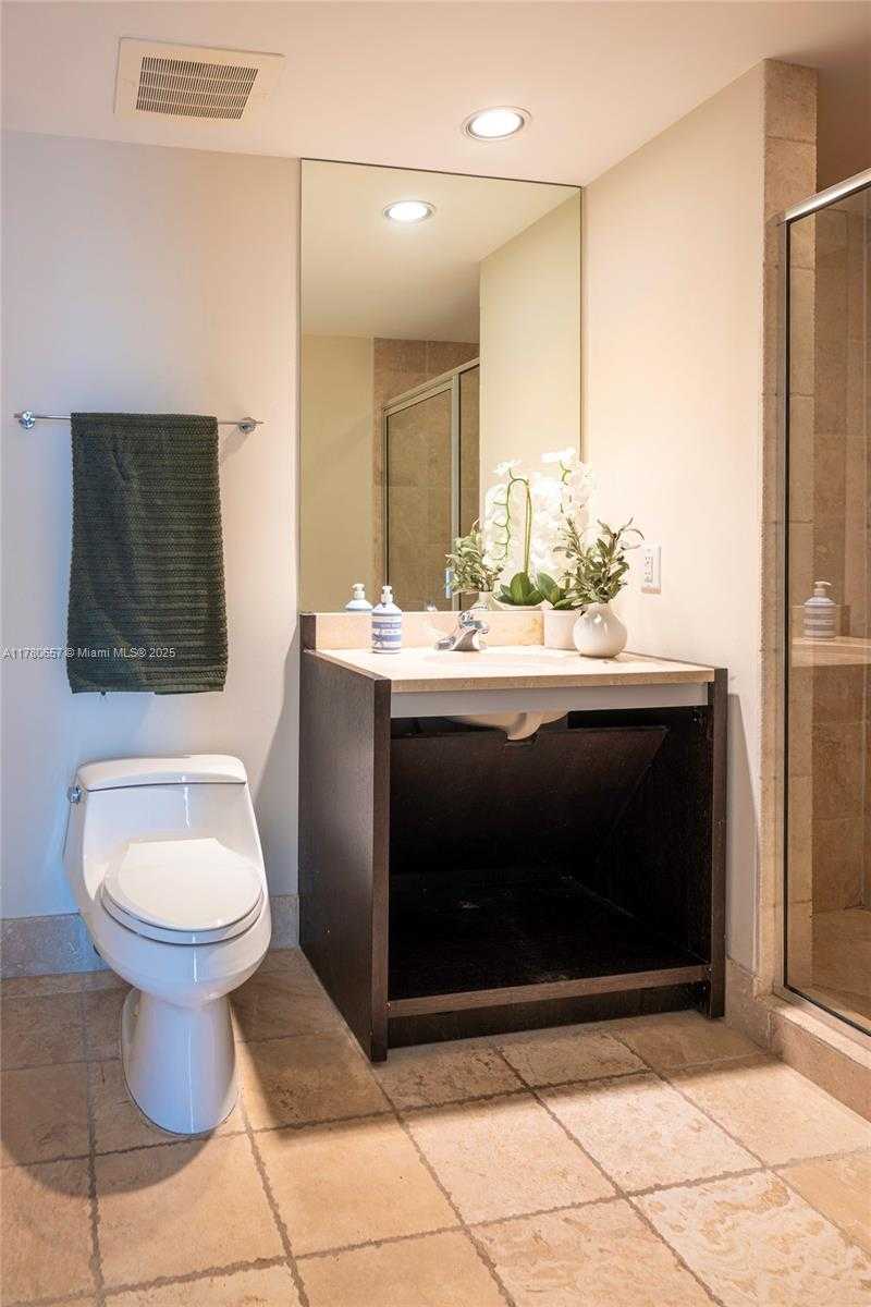 Small Image of 18201 COLLINS AVE #5301, Sunny Isles Beach Number 27